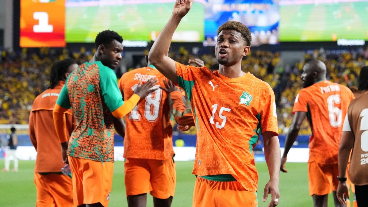Amad Diallo celebrates for Côte d’Ivoire after scoring late against Ecuador in the 2026 World Cup