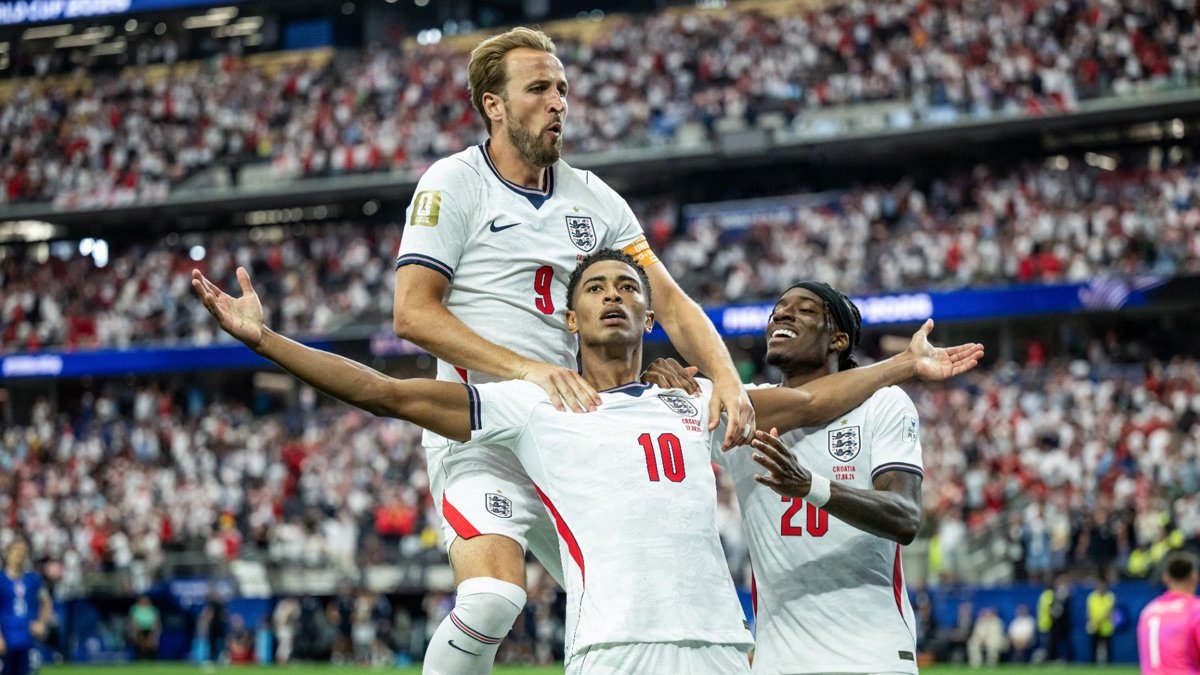 Harry Kane and Jude Bellingham celebrate for England during their 2026 World Cup win over Croatia